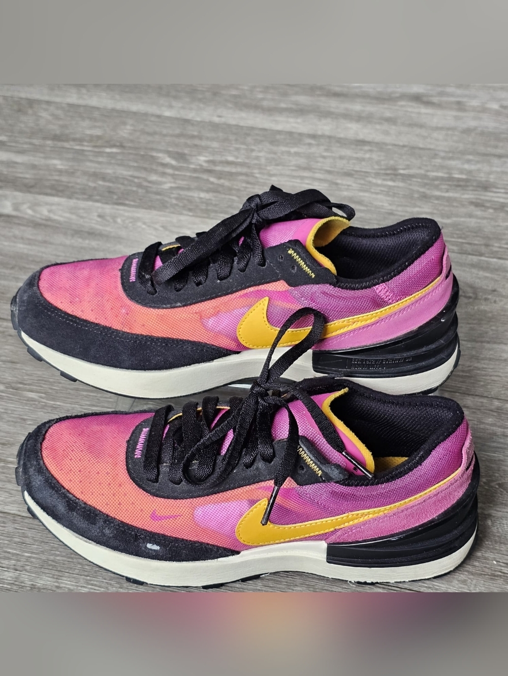 Nike Waffle One Active Men's US 5.5Y Womens US 7 Fuchsia University Gold Black